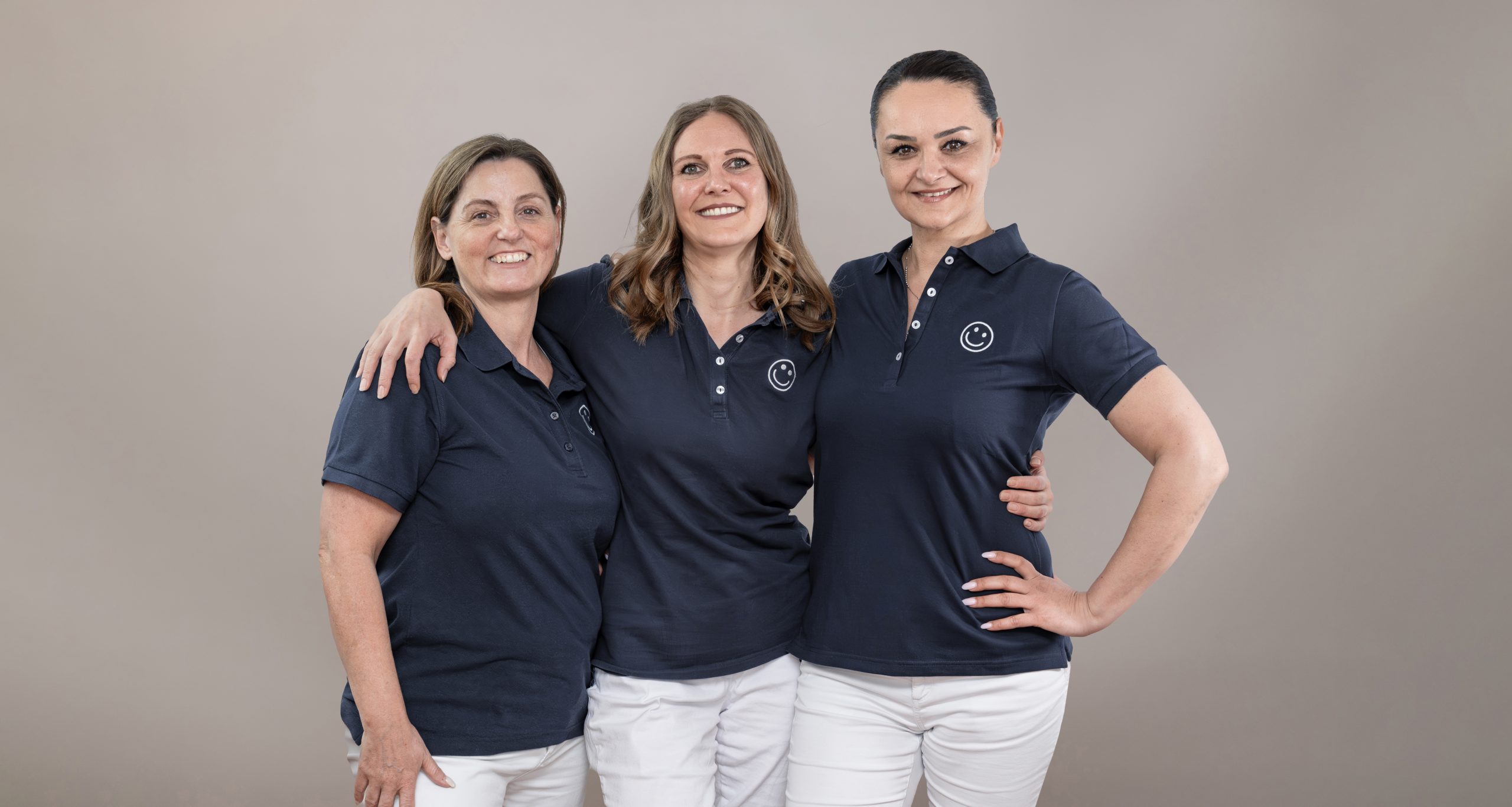 Teamaufnahme vom Verwaltungsteam